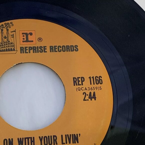 Dean Martin Smile (7 Vinyl, 45 RPM, 1973) Reprise REP 1166 VG Get On With Your - Picture 9 of 11